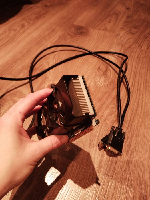 NVIDIA GeForce GT 430 Gigabyte Karta graficzna low profile