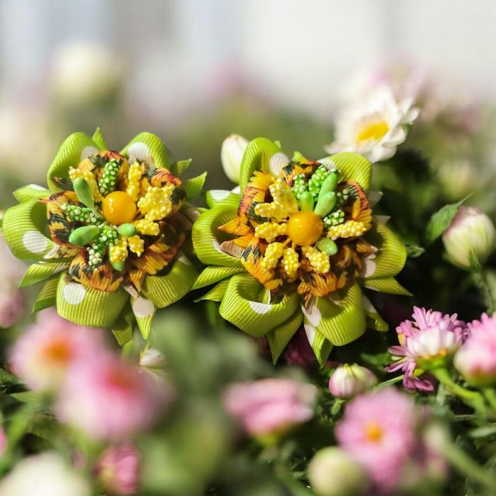 Резинки та обруч для волосся