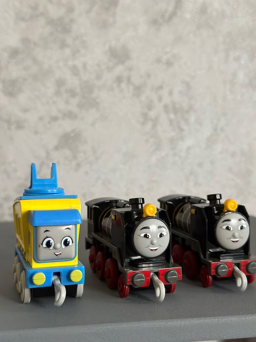 Паровозики Tomas and Friends