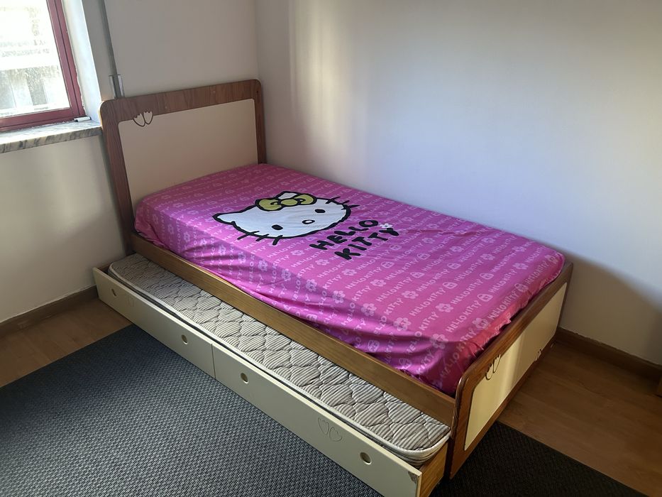 Mobilia de quarto crianca