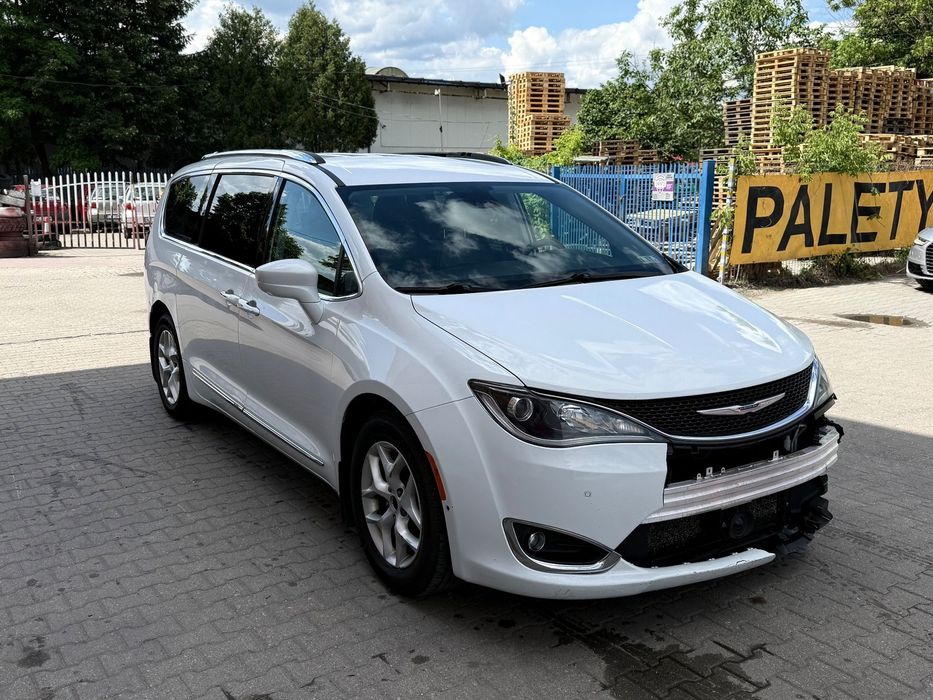 Chrysler Pacifica