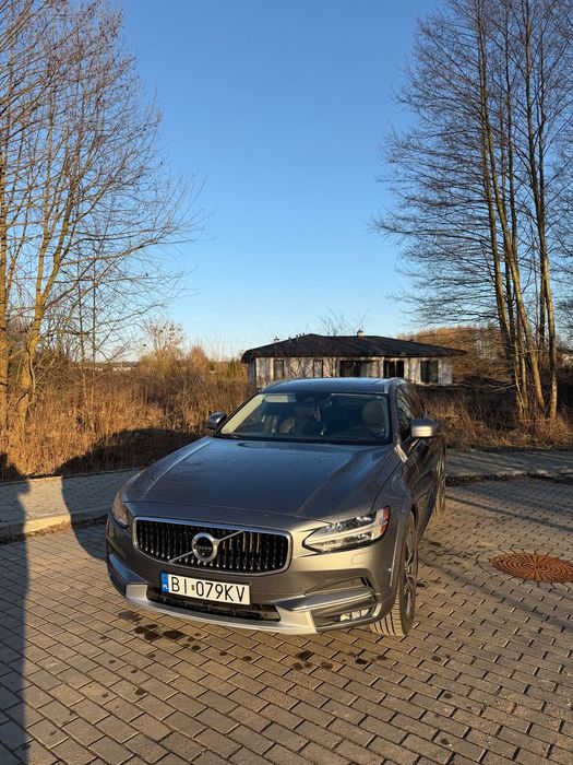 Volvo V90 Cross Country