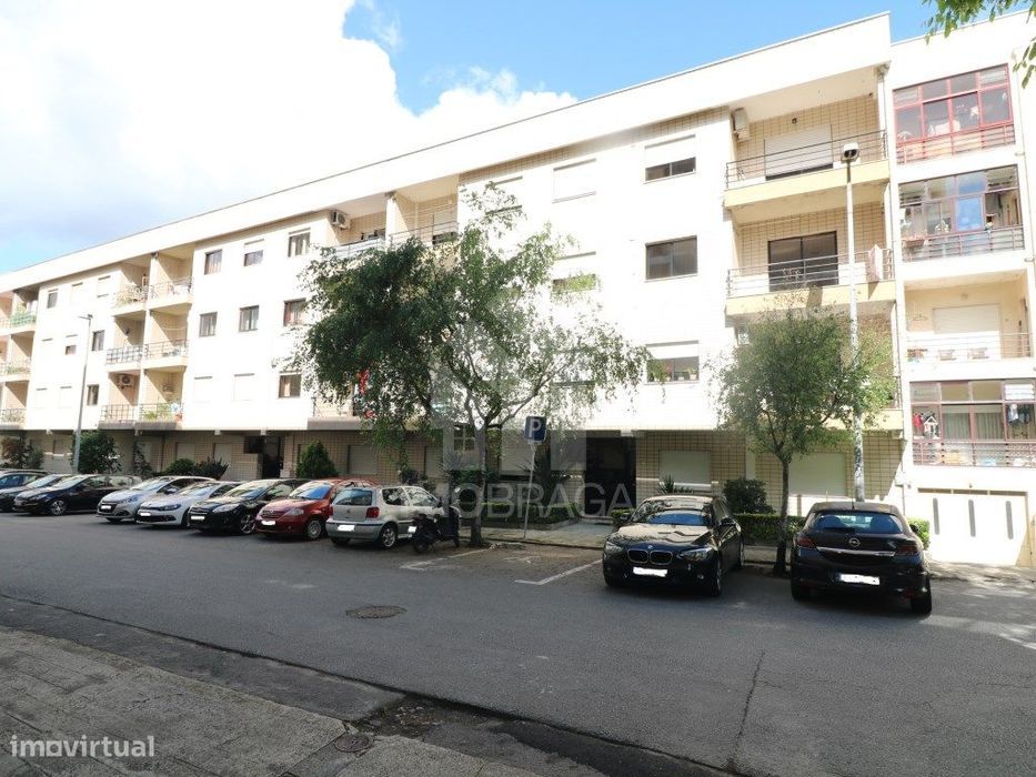 Venda de Apartamento T3 em Lomar