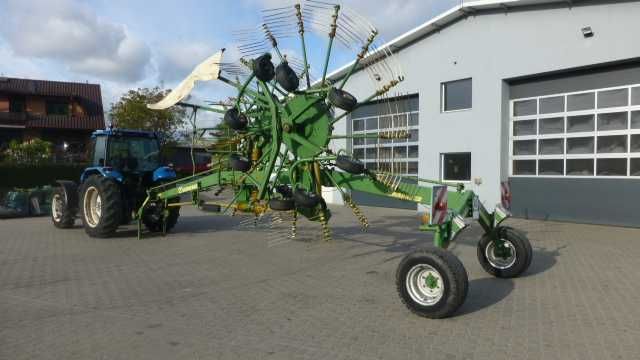 Zgrabiarka KRONE SWADRO 907 Grabienie do boku