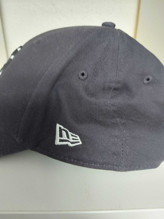 Bone new era preto