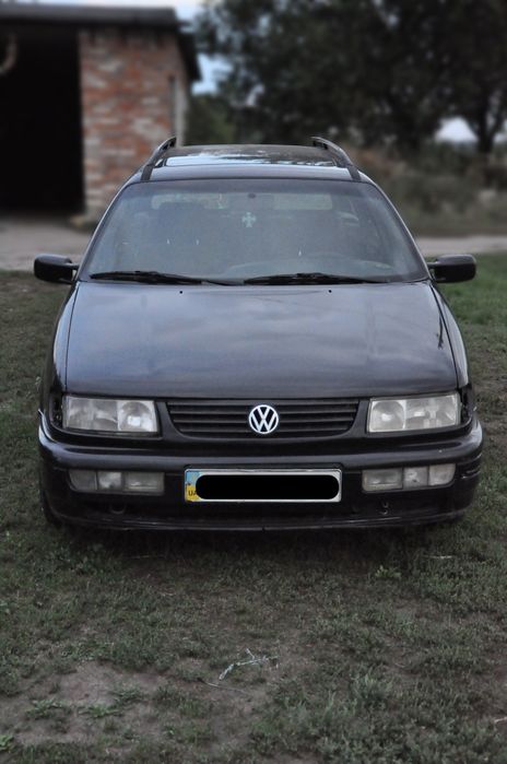 Автомобіль Volkswagen Passat b4