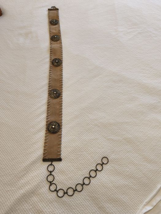 Cinto de camurça, novo