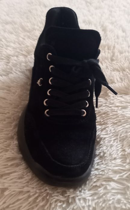 Замшеві кросівки жіночі Міda, на 38 розмір