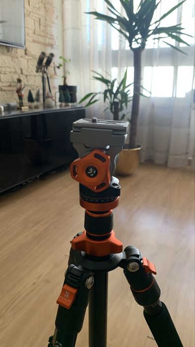 Vendo o tripé de Alumínio