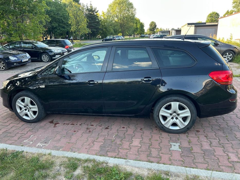 Opel Astra Piękna Astra kombi z oryginalnym przebiegiem