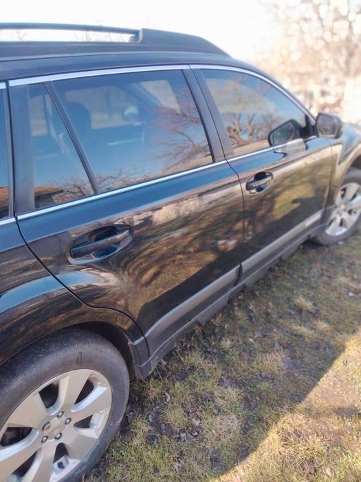 Subaru Outback 2011