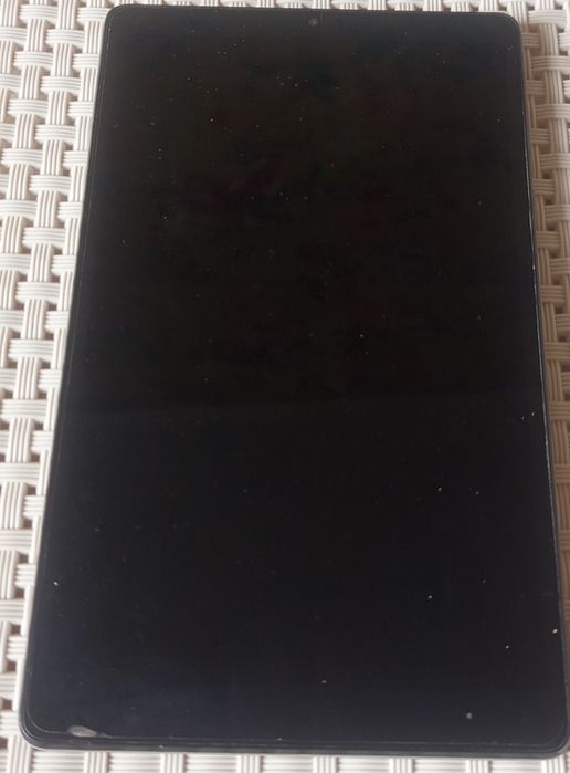 Продаю  планшет lenovo zan m8