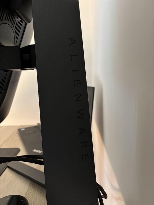 Monitor para jogos Alienware AW2521HF 24,5" 240Hz Full HD LED
