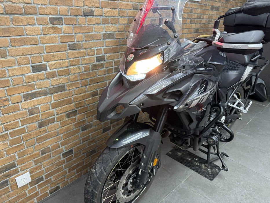 Benelli TRK 502 OUT 21 16 mil Kms