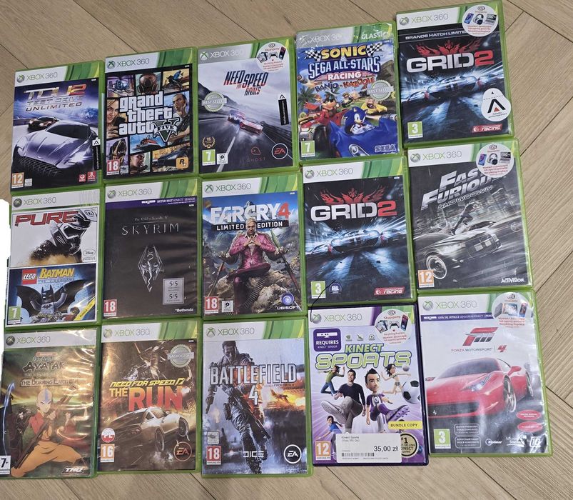 Xbox 360, Kinect, Dysk 250 GB, 2 pady + 16 gier