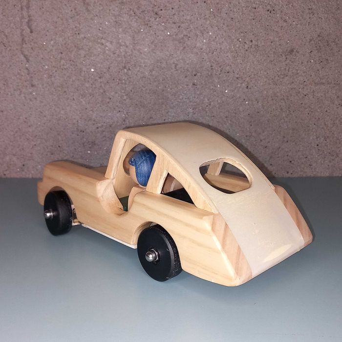 Brinquedos de madeira