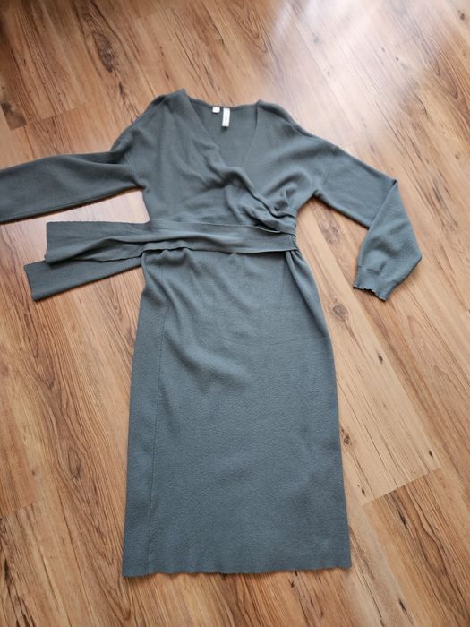 Zielona sukienka z dzianiny Reserved 38/40