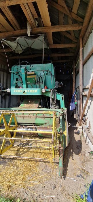 Комбайн Джон Дір