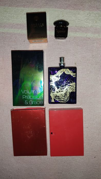 Парфуми зі своєї колекції