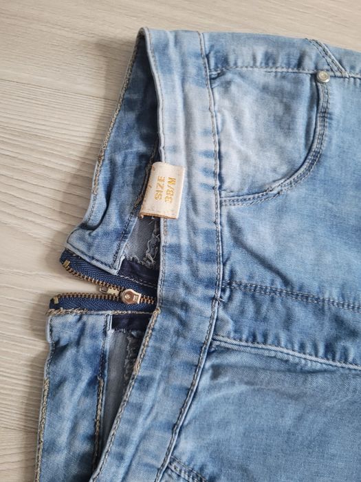 Spodnie jeans M damskie