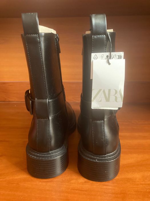 Czarne botki z klamrą Zara roz. 39