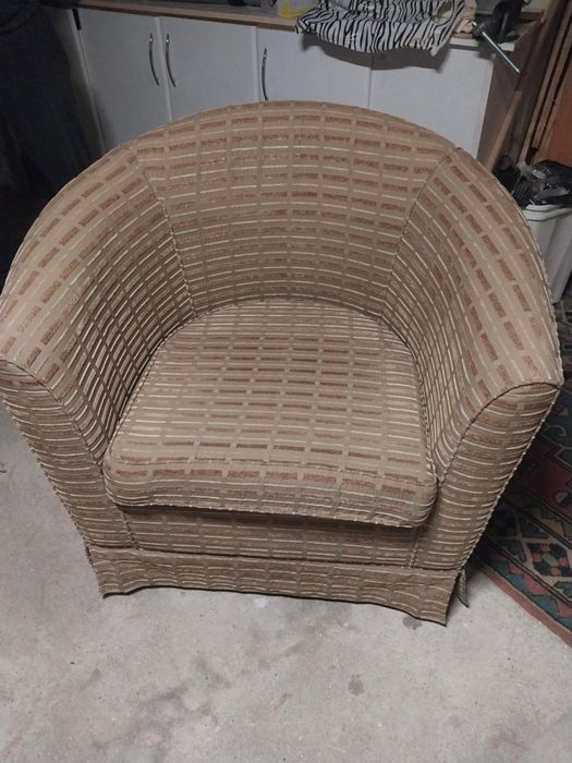 Cadeirão do ikea estofado