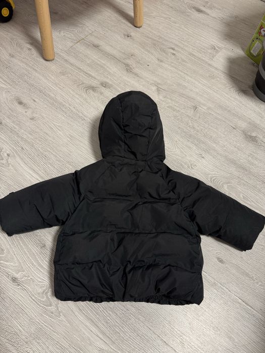 Тепла куртка zara 86 р