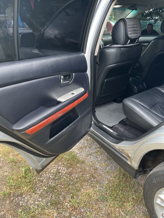 Продам Lexus RX400 h