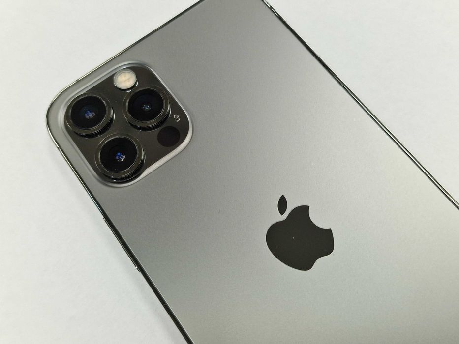 Iphone 12 PRO 128GB/ Graphite/ 82%/ Grade A-/ Gwarancja + ładowarka