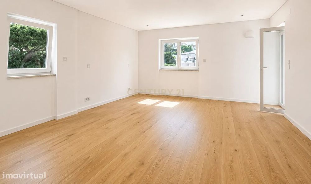 Apartamento T3 como novo centro de Cascais e com vista mar