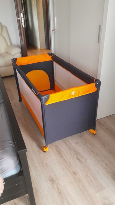 Łóżko turystyczne składane kojec