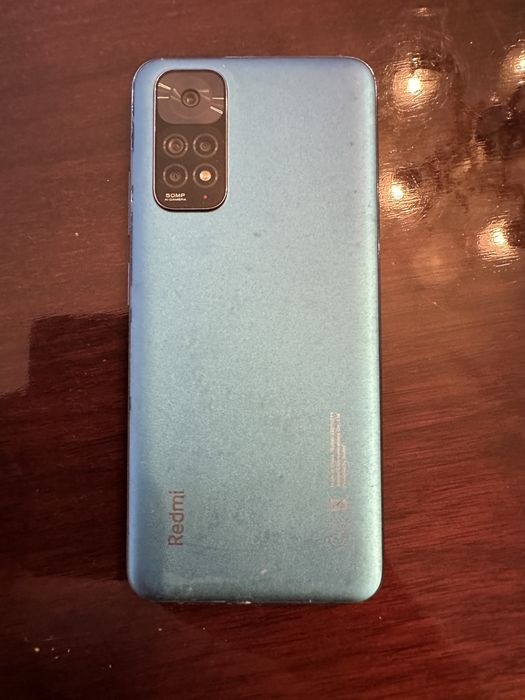 Smartphone Redmi Note 11 com 128 gb - vidro partido