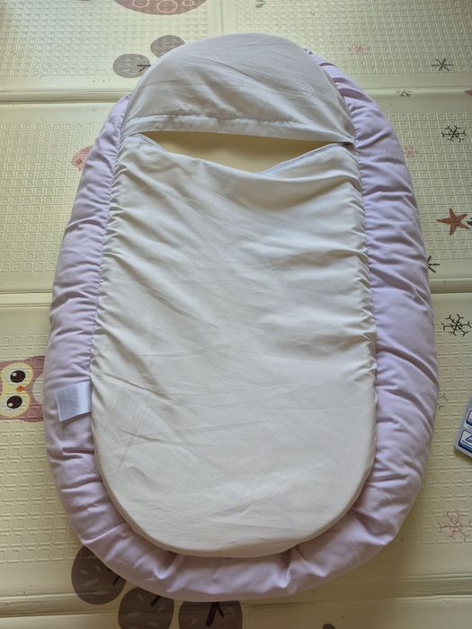Ninho bebé menina
