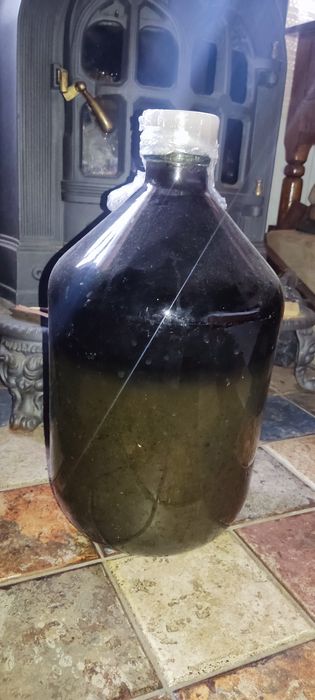 300 грн за 500 мл вытяжка молодого зеленого ореха