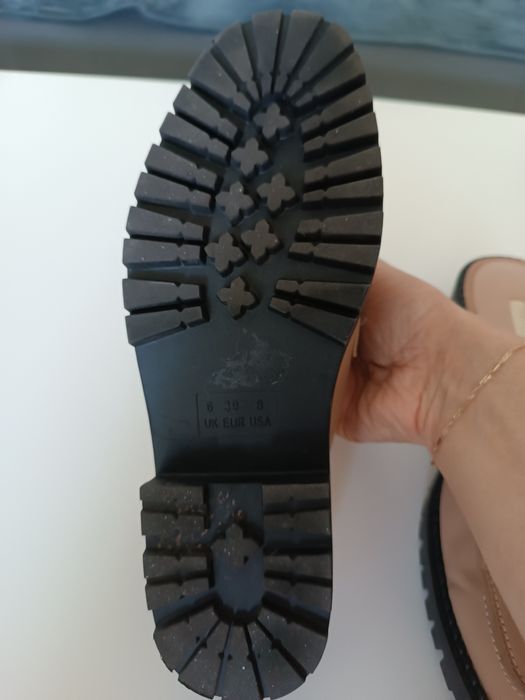 Beżowe klapki Primark, rozm.39