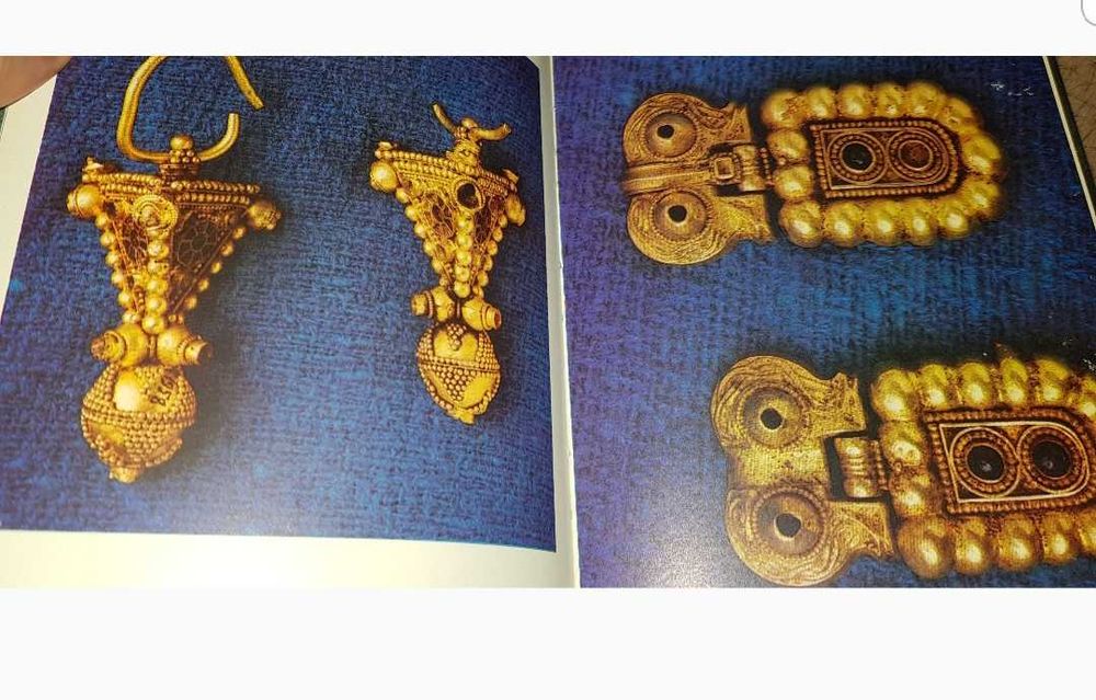 продам коллекционную книгу