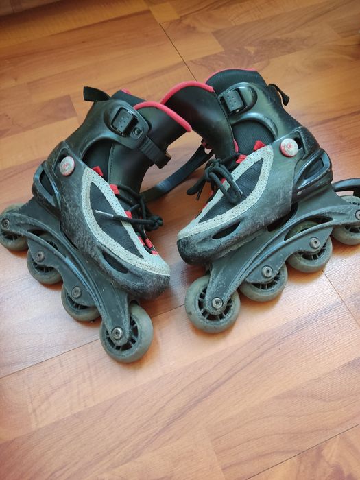 Роликові ковзани