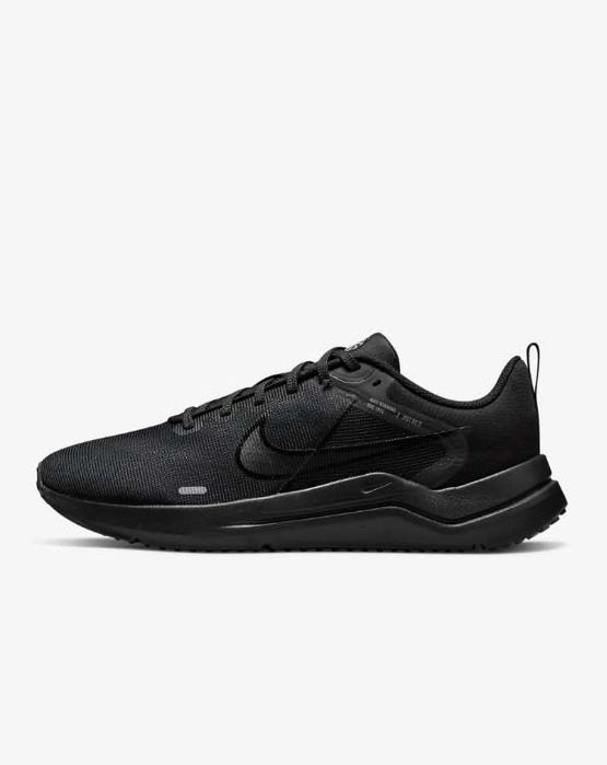 Кроссовки Nike Downshifter 12. Размер 45.
