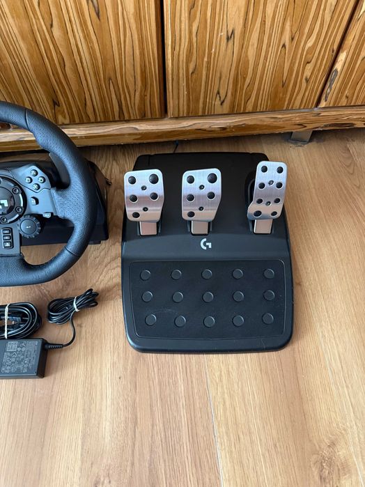 Kierownica Logitech DrivingForce G923 PC/PS4/PS5 + Shifter - Pudełko!