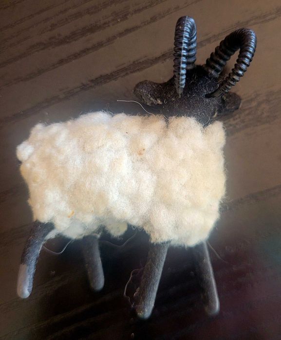 Owieczka koziołek ozdoba