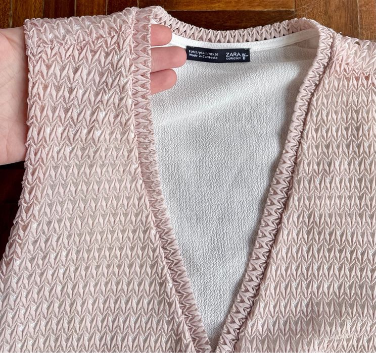 Top branco e rosa (Zara, tamanho S)