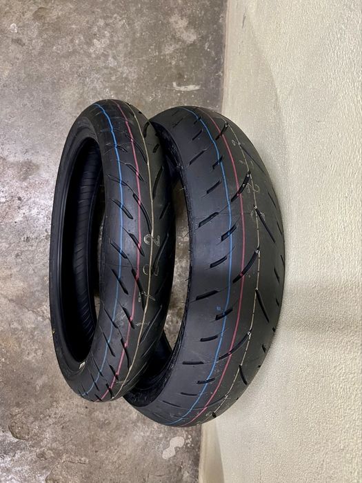 Vendo pneus Dunlop Sportmax GPR-300 Mota Novos