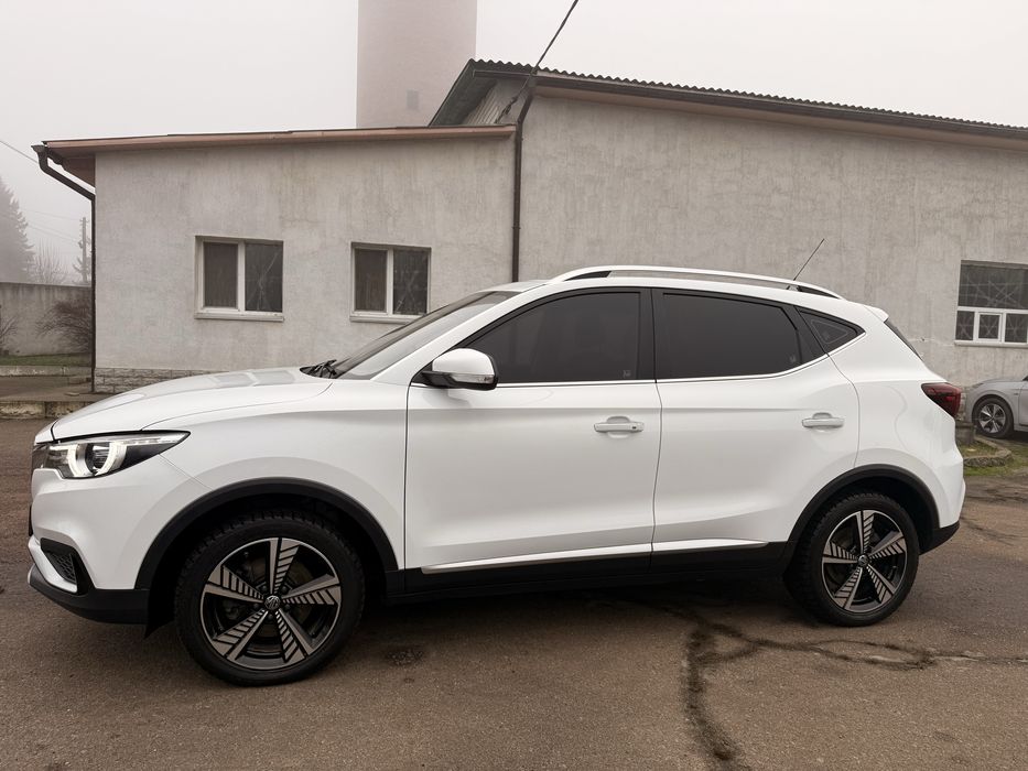 Прлдам MG ZS EV 2021