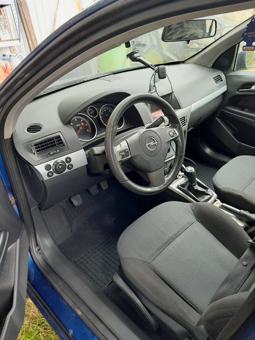 Sprzedam Opel Astra III H Kombi