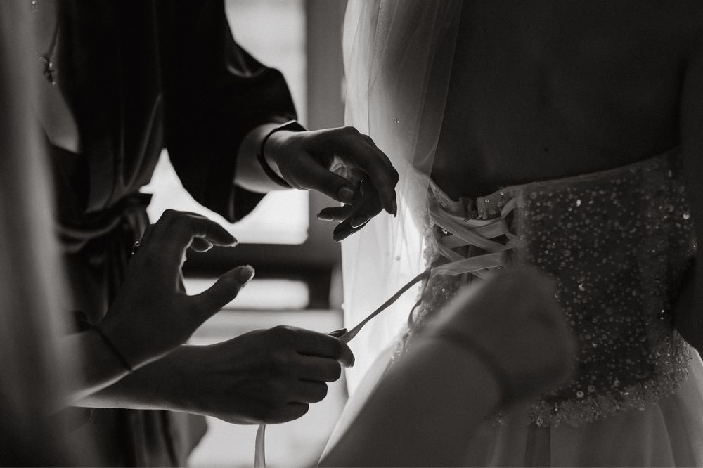 Весільна сукня