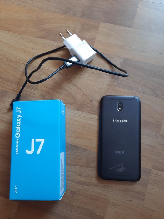 SAMSUNG Galaxy J7 2017, SM-J730F, 16 GB - Uszkodzony wyświetlacz