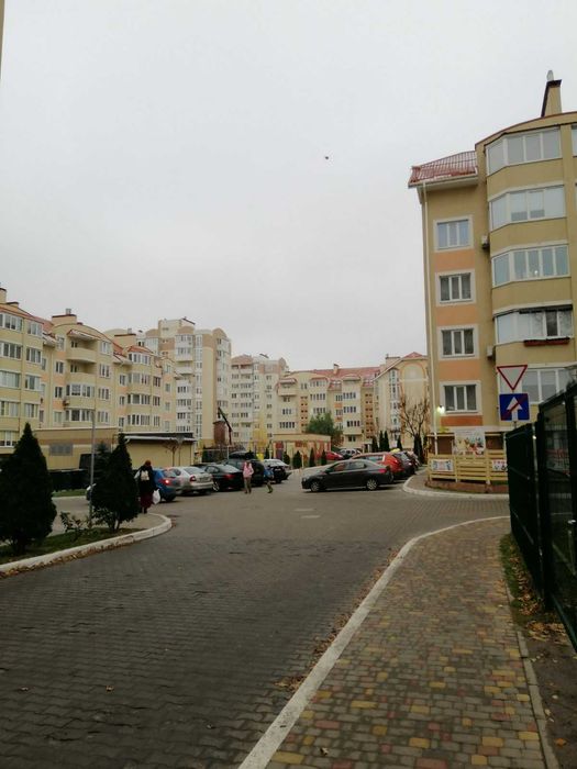 Оренда однокімнатної Святопетрівське, Л.Українки.