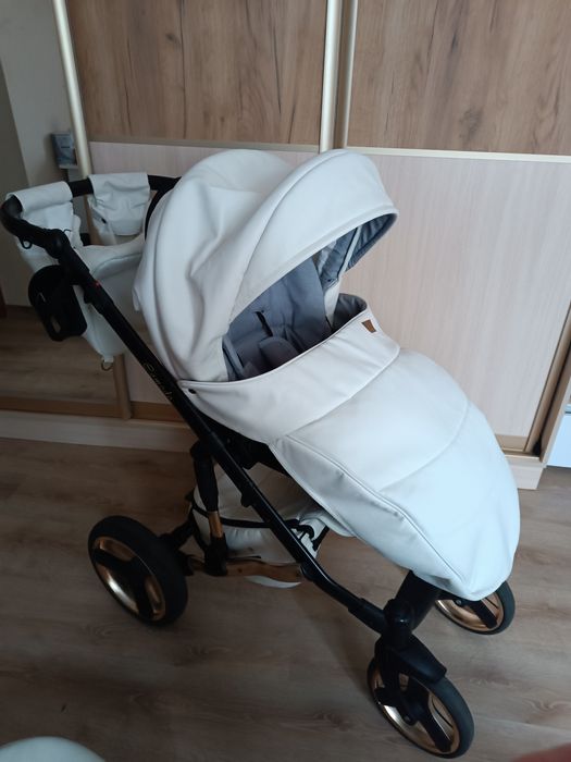 Коляска 2 в 1 Mikrus COMODO