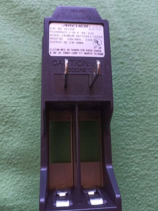 zestaw zasilaczy + kable USA 110V + listwa – Canon, Panasonic, mix