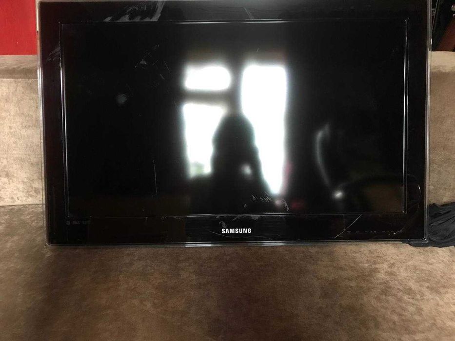 Плазма Samsung le32d553m3w